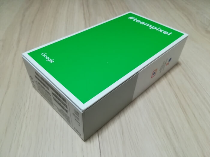 Google Pixel 2 外箱の裏側