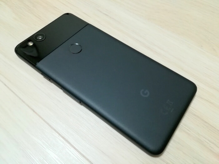 Pixel 2の裏側全体像