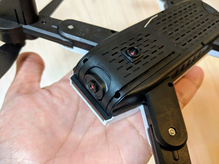 SG700の前面と下面カメラ