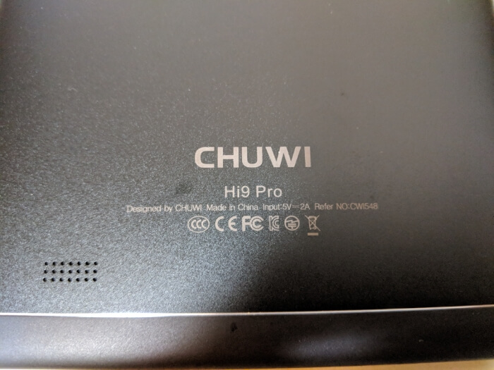 Chuwi Hi9 Proの背面ロゴ付近アップ