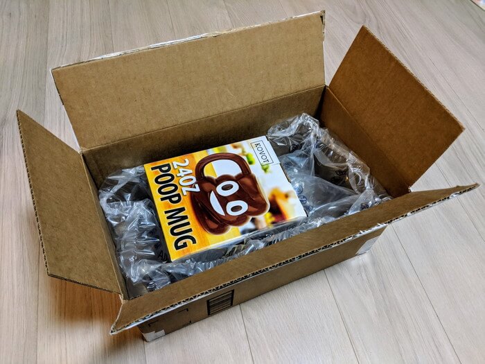 Xボーダーから届いたダンボールを開けてみたところ