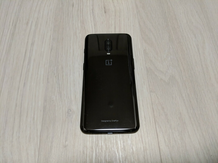 OnePlus 6Tの背面