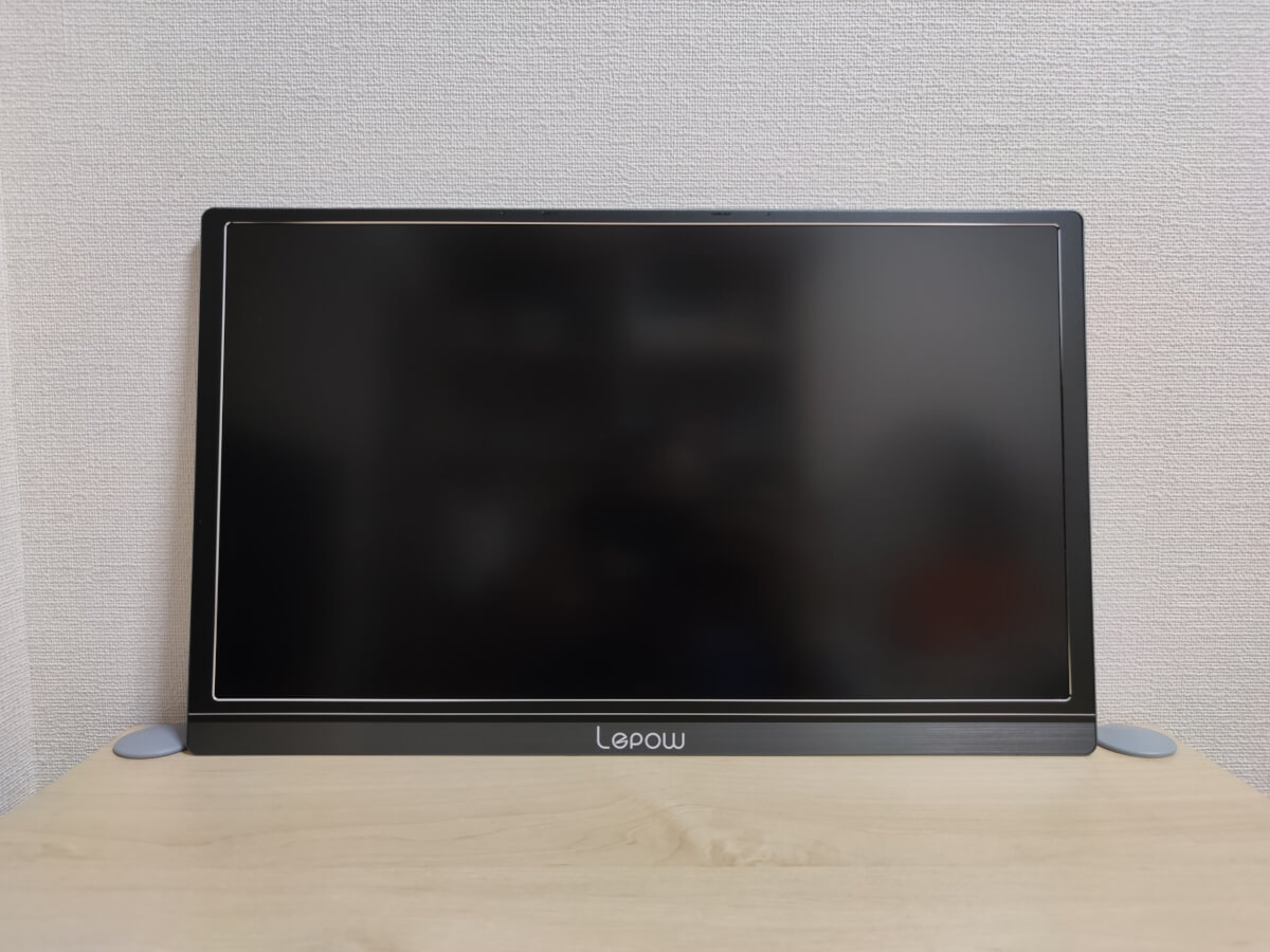 Lepow 15.6インチモバイルディスプレイの正面