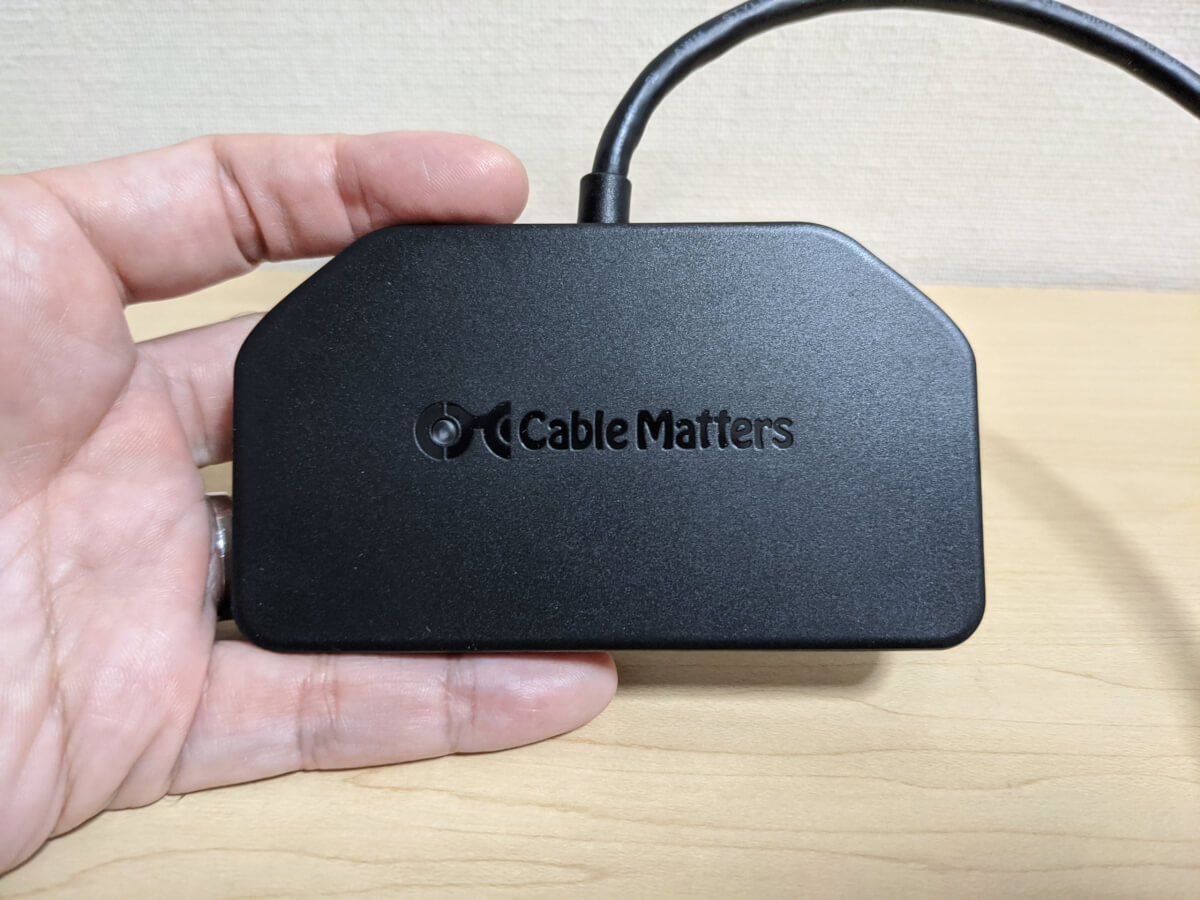 Cable Matters USB-C MSTハブ 201265 本体表面