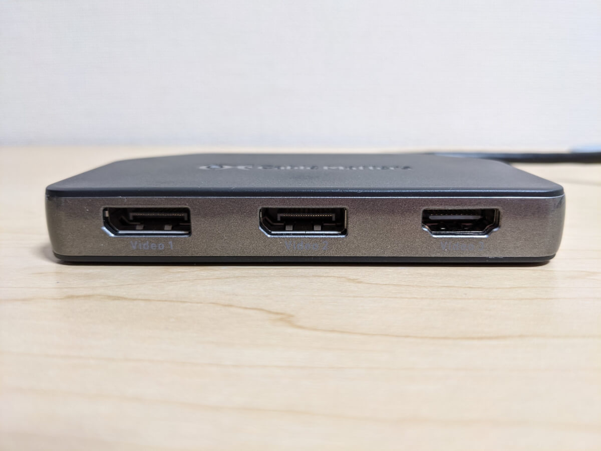 Cable Matters USB-C MSTハブ 201265 画面出力ポート構成 DisplayPortが2つ、HDMIが1つ