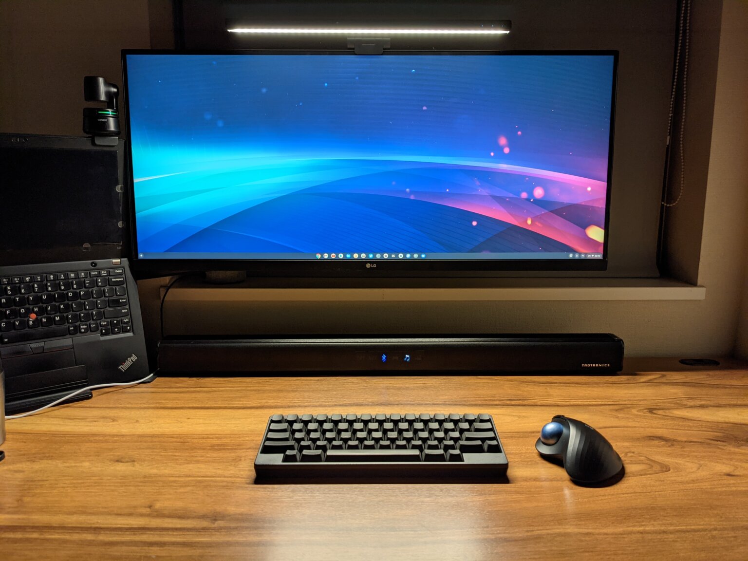 TaoTronics TTSK023レビュー サウンドバーがあるデスクはかっこいい。見た目も音質も大幅アップグレード ガジェット