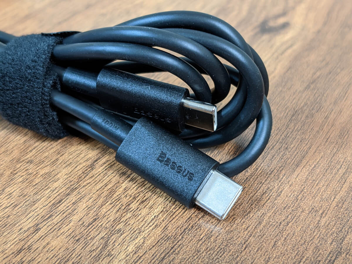 Baseus GaN2 Fast Charger 100W 1C QC5.0 充電器 チャージャー 付属 USB-Cケーブル Baseusのロゴ 刻印
