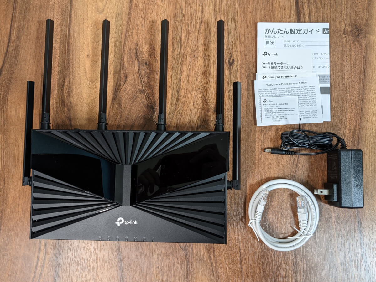 TP-Link Archer AX4800 本体と付属品