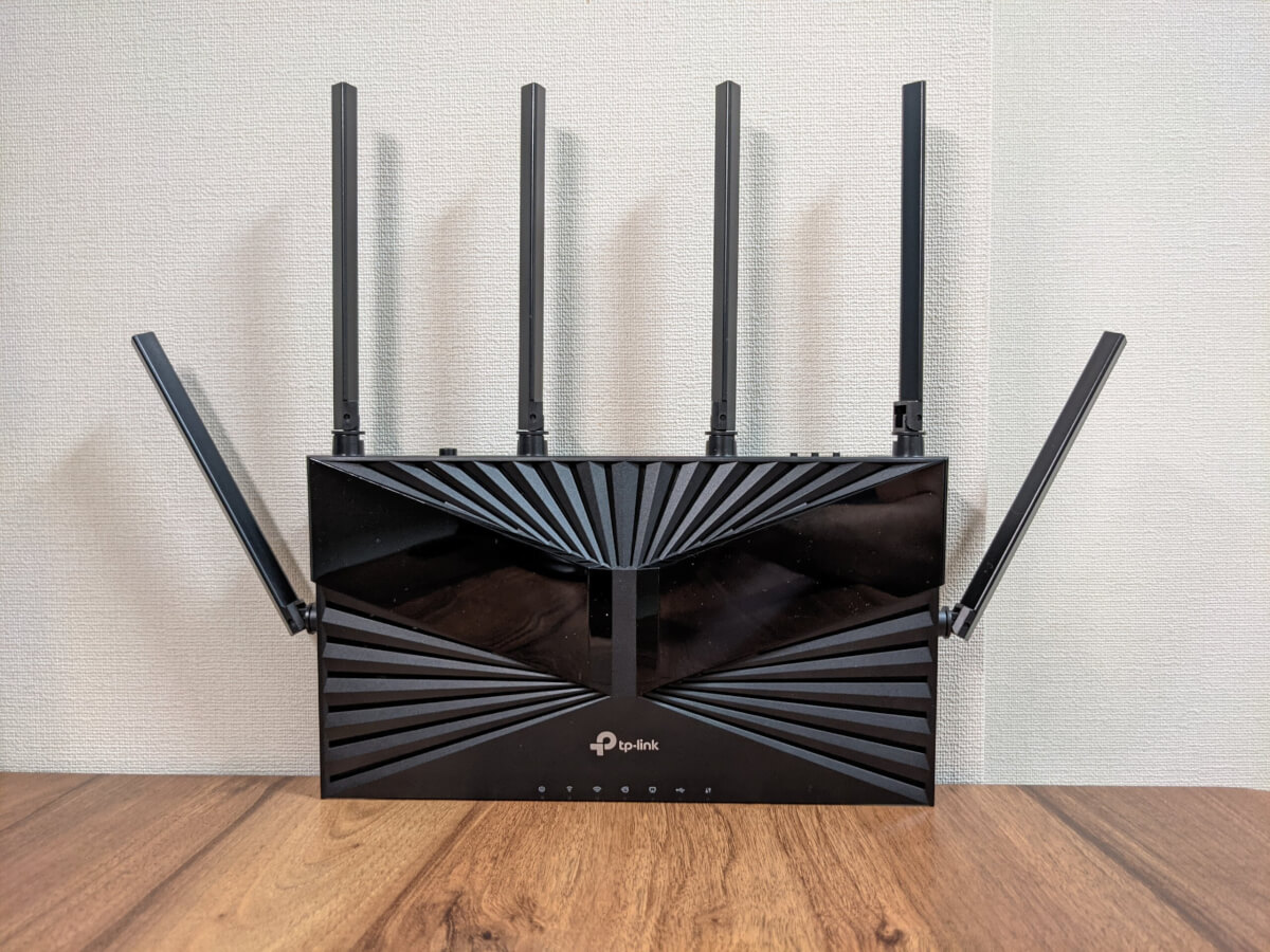 TP-Link Archer AX4800 本体 設置イメージ 壁掛け