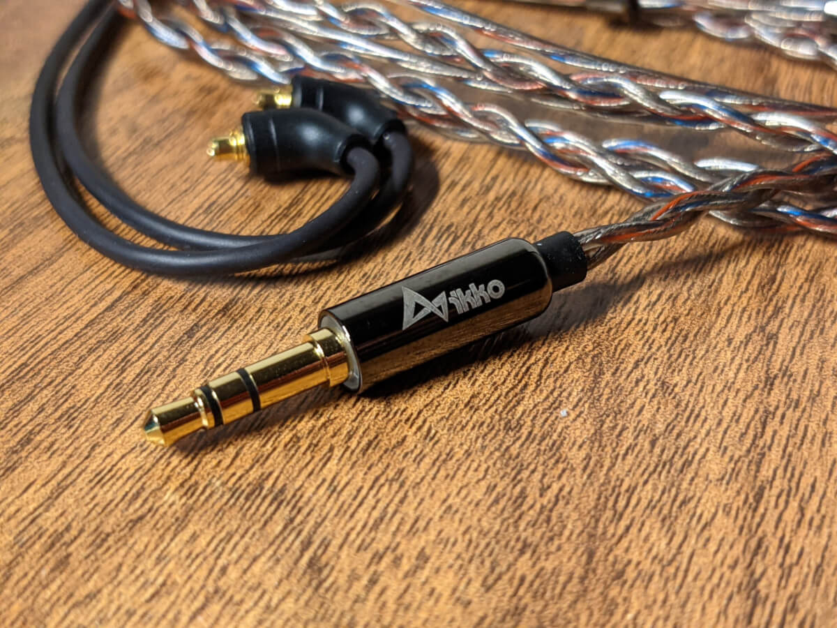 ikko Audio Gems OH1S 付属するケーブル 3.5mmジャック ikkoのロゴが印字
