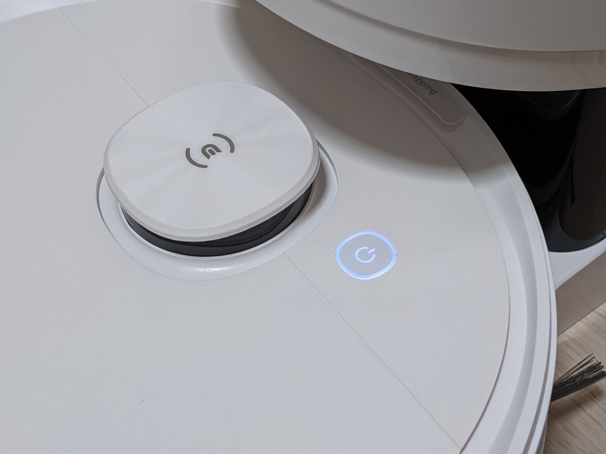 ECOVACS DEEBOT N8+ Amazon.co.jp限定モデル ロボット掃除機 本体ボタン 充電中