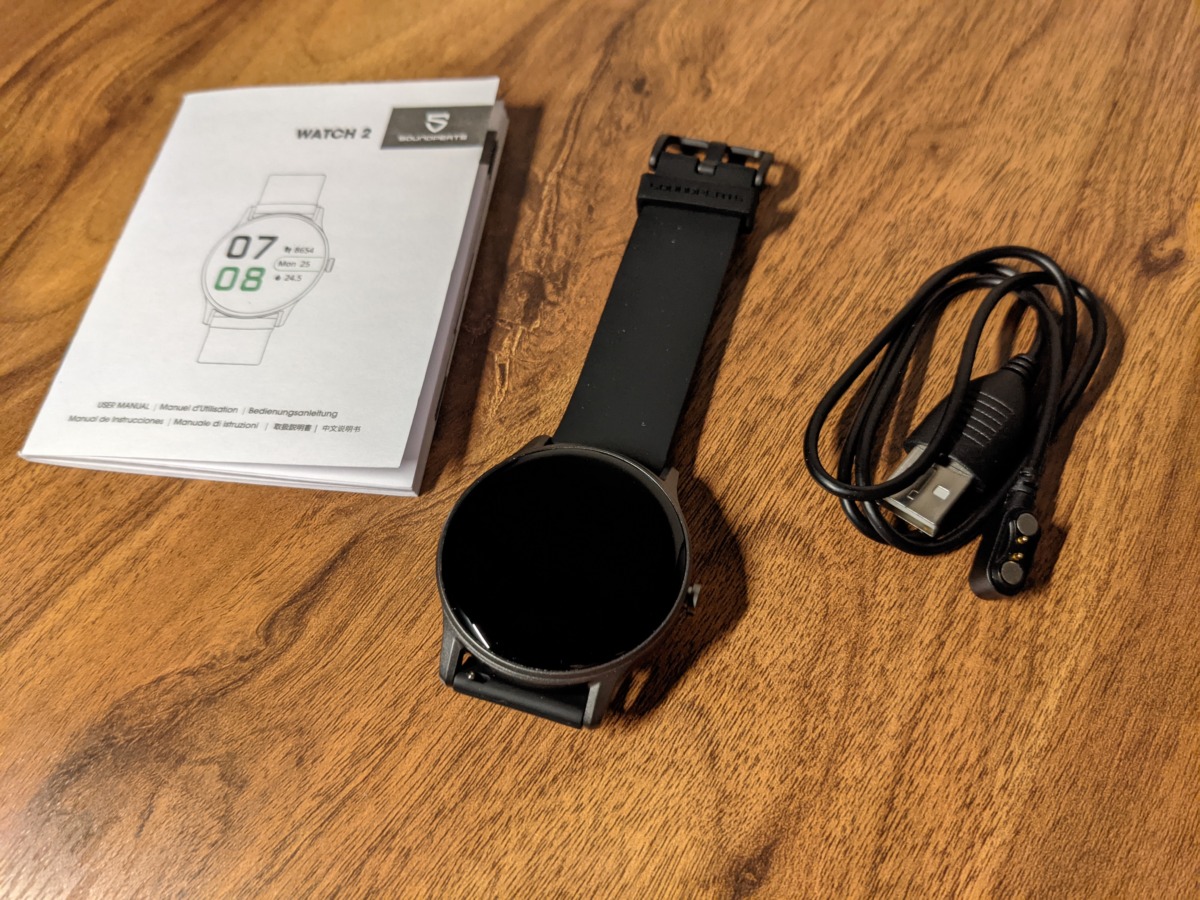 SoundPEATS Watch 2 本体と付属品