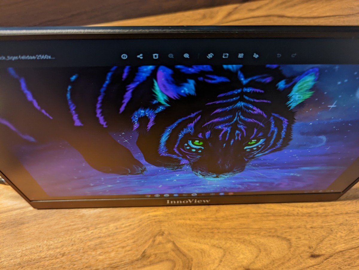 InnoView 15.6インチFHD IPS モバイルモニター ‎INVPM001 レビュー 画面表示 視野角