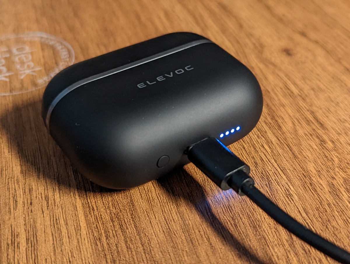 ELEVOC Clear ANC対応完全ワイヤレスイヤホン レビュー バッテリー 充電 USB-C