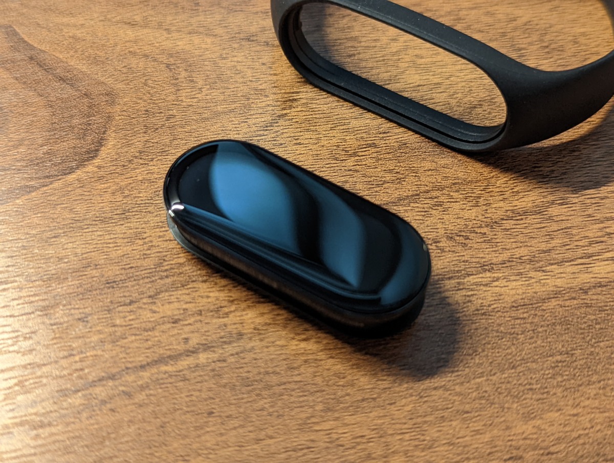 Xiaomi Smart Band Mi band 7 レビュー 本体 取り外し可能