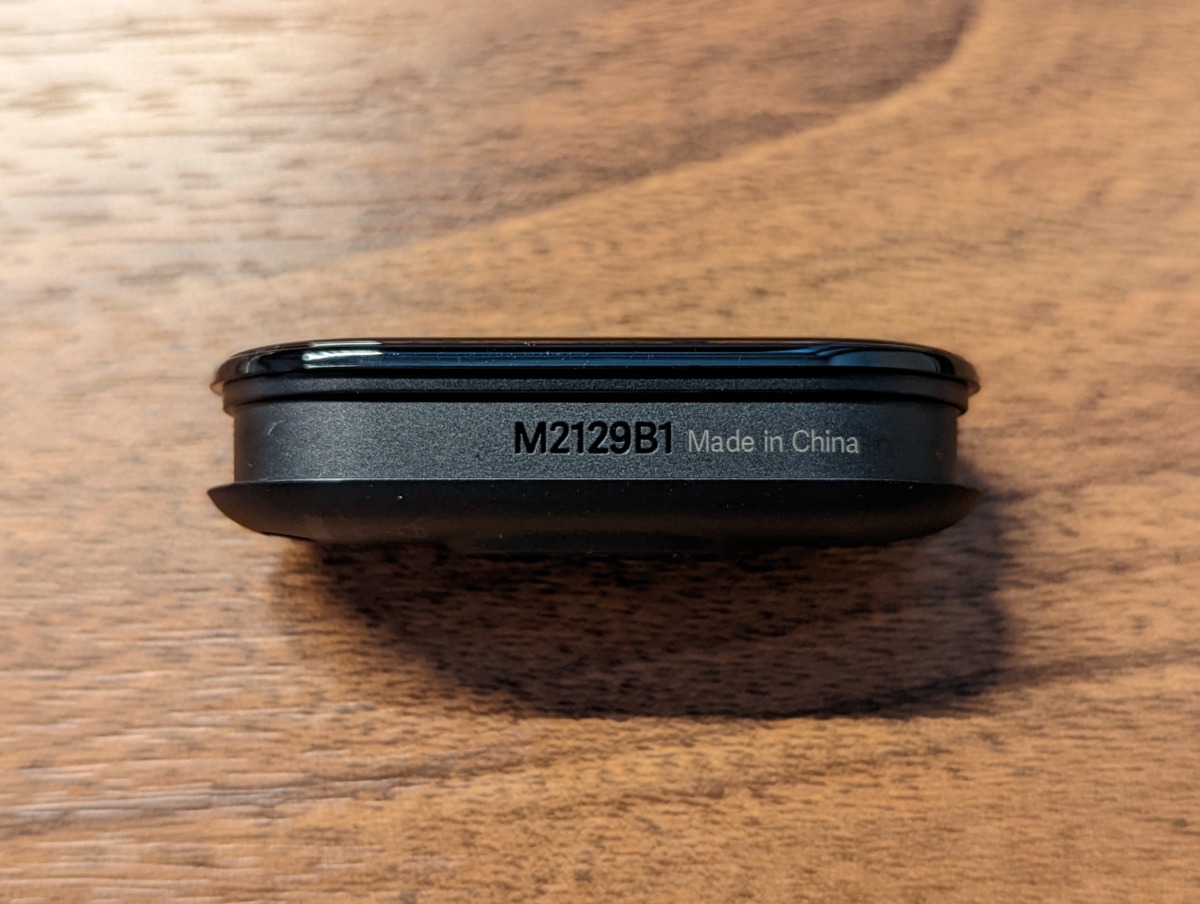 Xiaomi Smart Band Mi band 7 レビュー 本体 側面