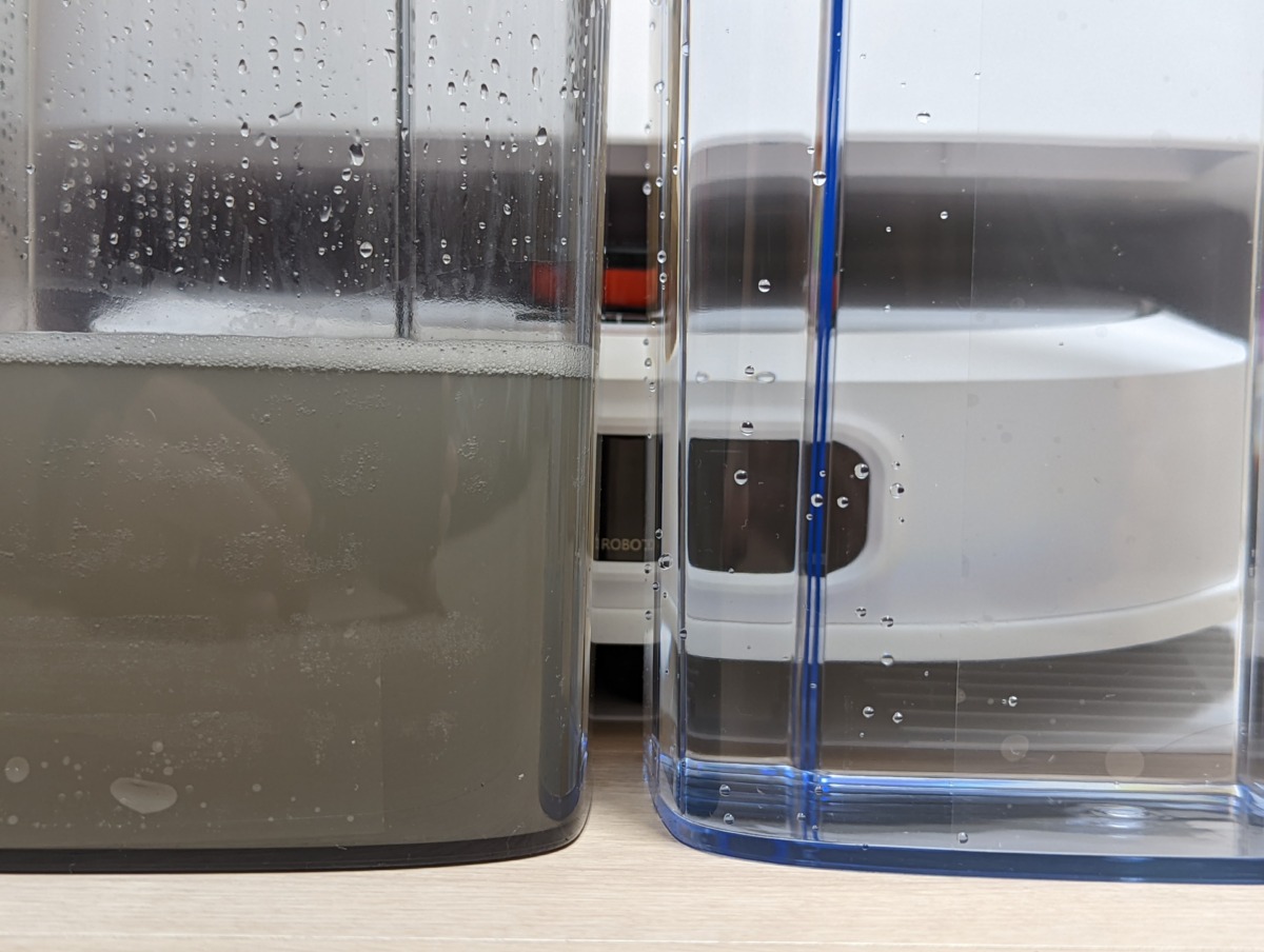 ROIDMI EVA ロボット掃除機 モップ自動洗浄 レビュー 浄水と汚水の比較
