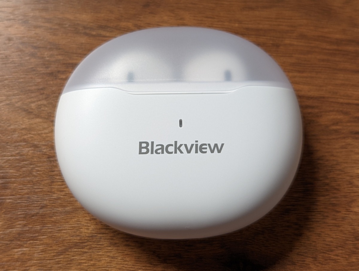 Blackview Airbuds 6 完全ワイヤレスイヤホン レビュー ケース 正面