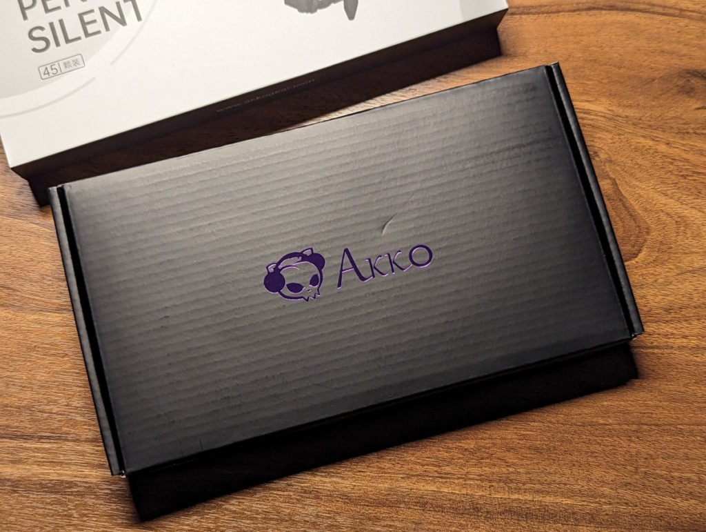 Akko Penguin Silent 静音タクタイル軸 サイレントタクタイル キースイッチ レビュー パッケージ