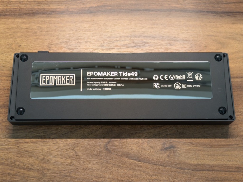 EPOMAKER Tide49レビュー 底面のデザイン