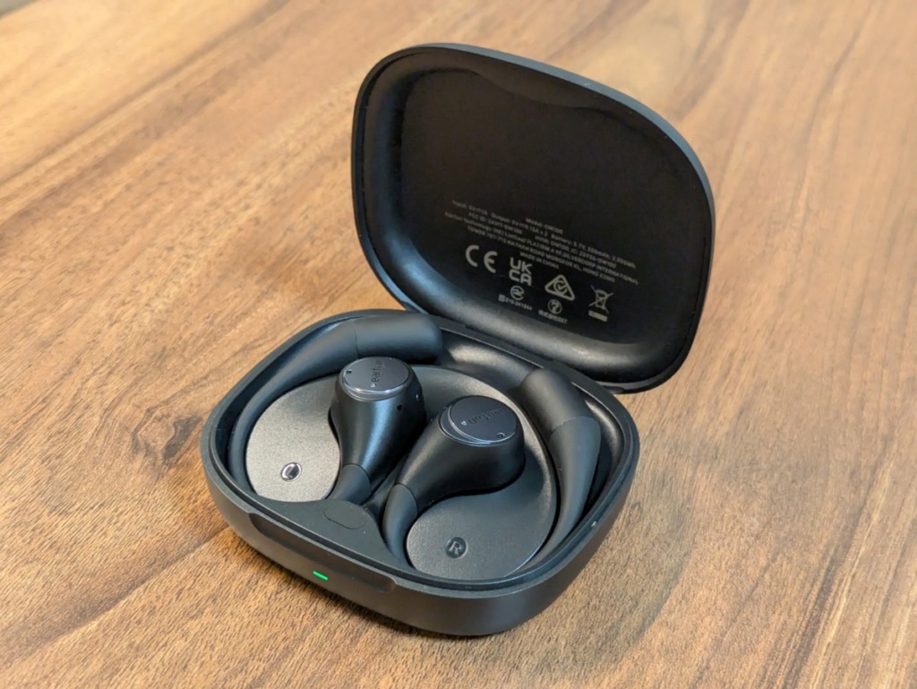 EarFun OpenJumpレビュー ケース 開けたところ