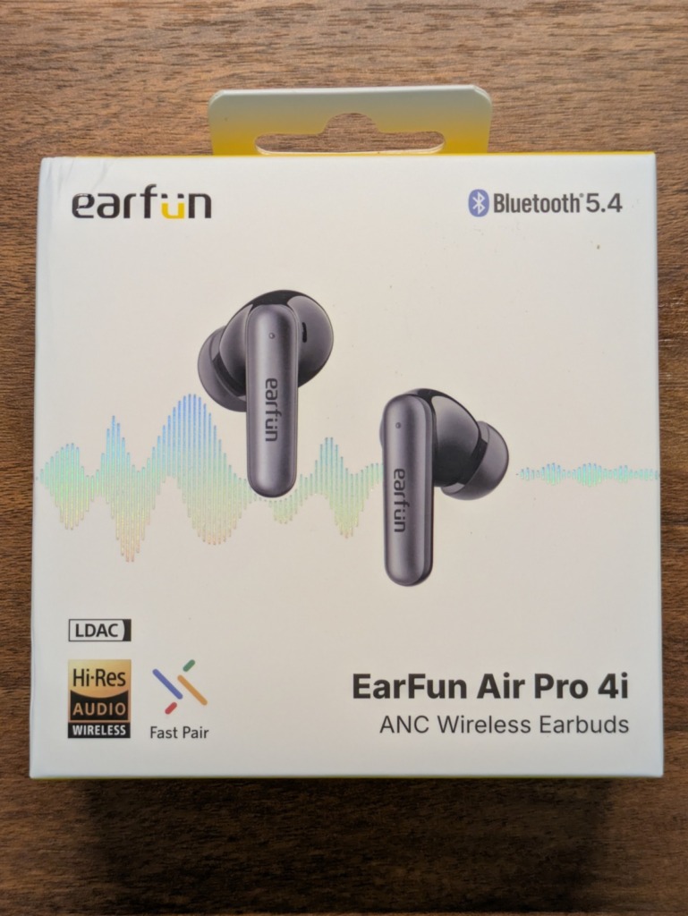 EarFun Air Pro 4iレビュー 外箱 上面デザイン