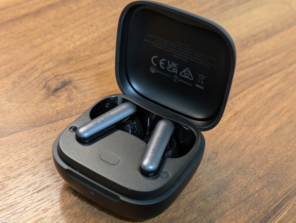 EarFun Air Pro 4iレビュー ケースを開けたところ